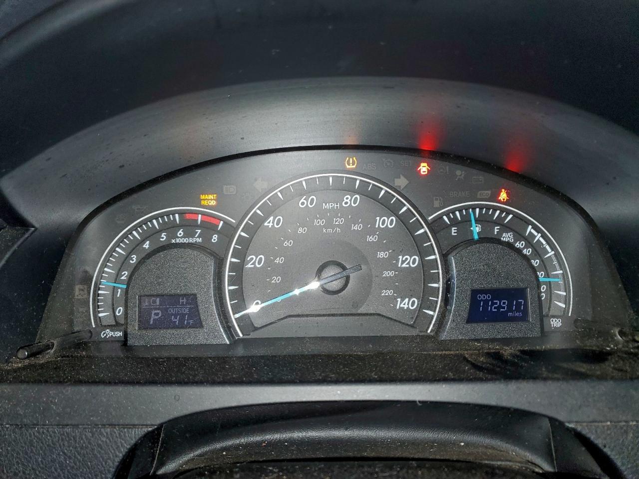 2014 TOYOTA CAMRY L photo 17
