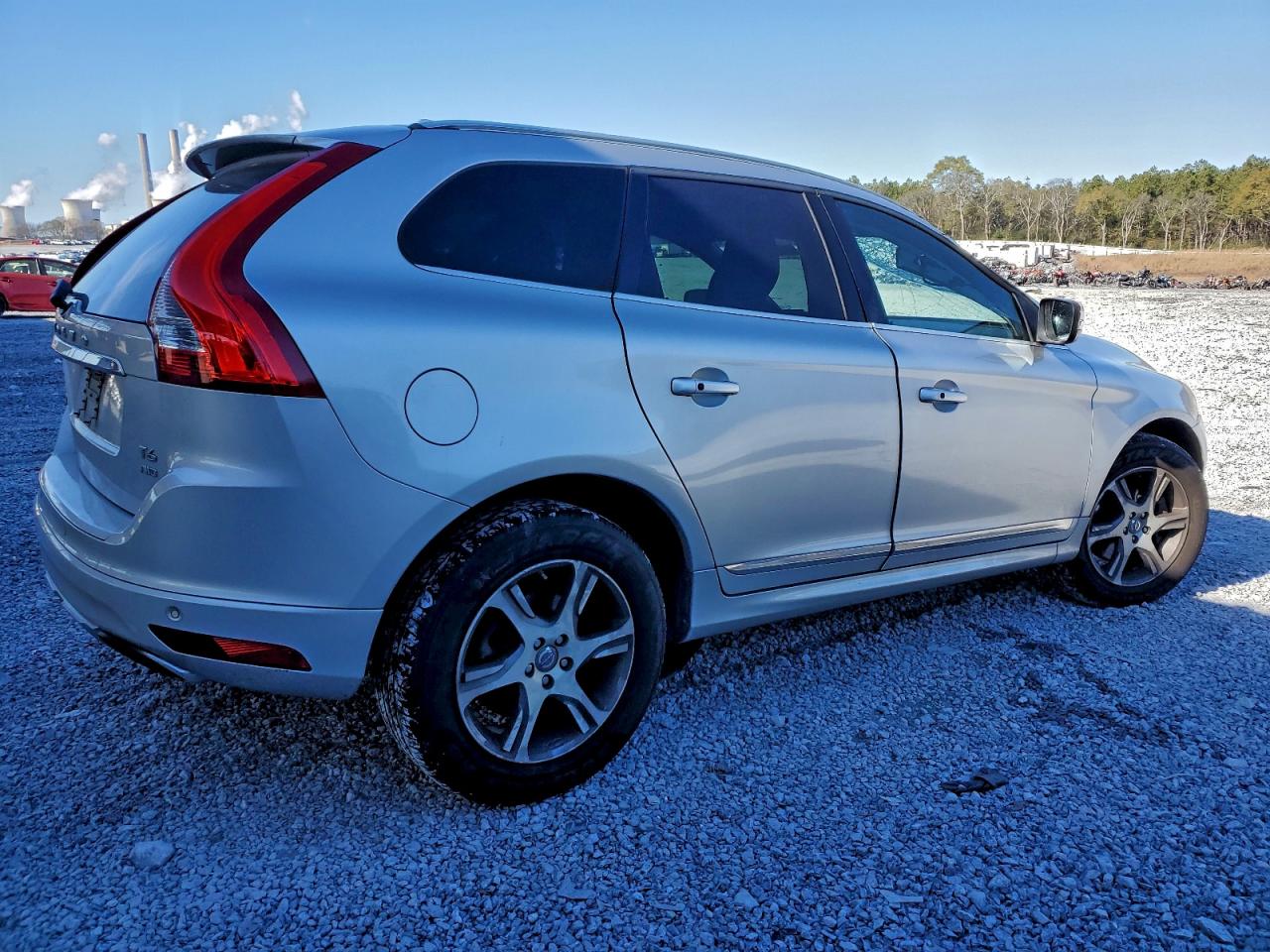 2015 VOLVO XC60 T6 PREMIER photo 3