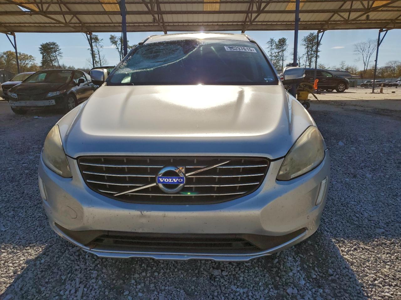 2015 VOLVO XC60 T6 PREMIER photo 5