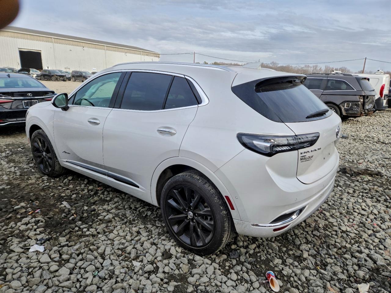 2023 BUICK ENVISION AVENIR photo 2