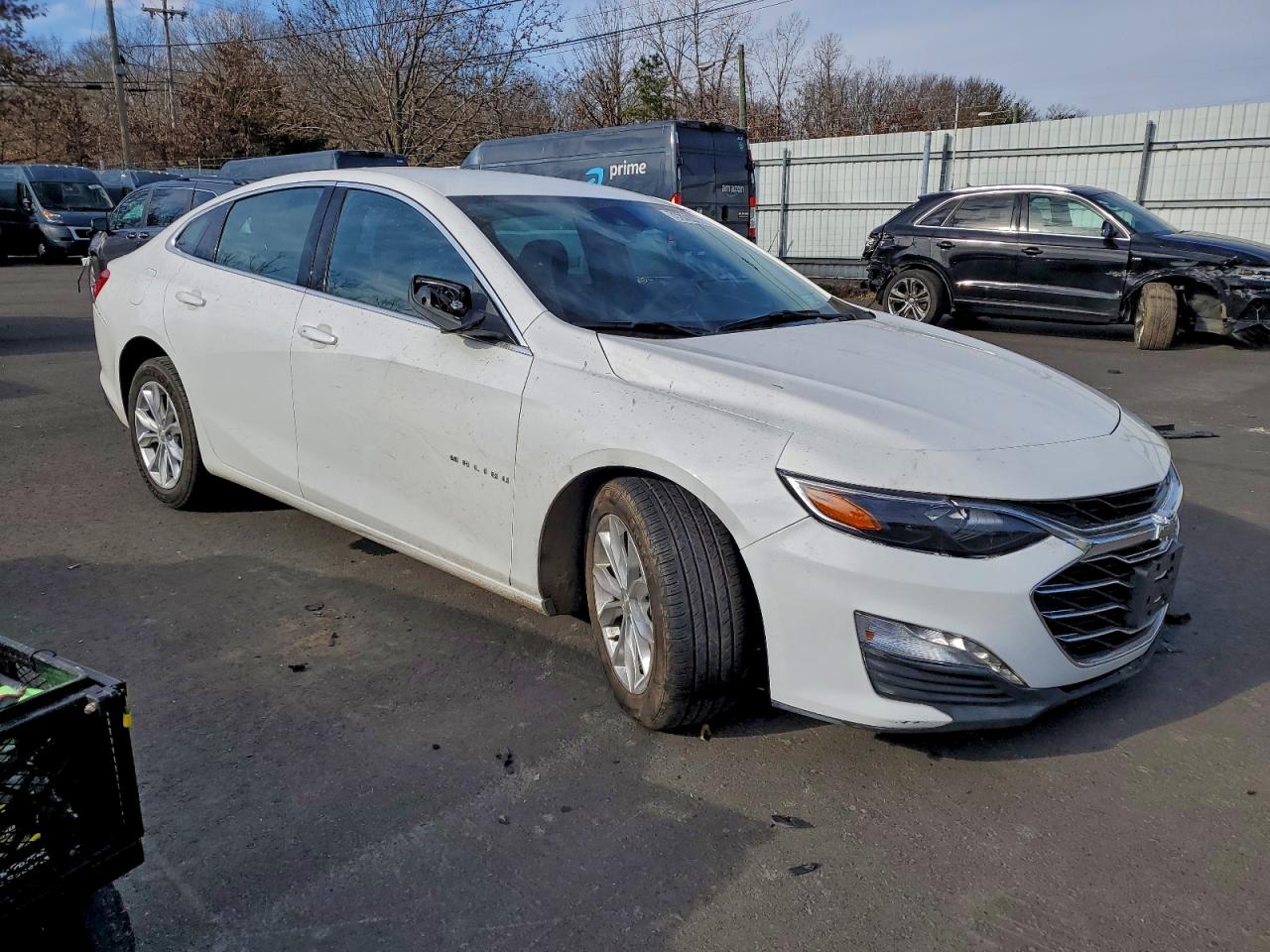 2023 CHEVROLET MALIBU LT photo 4