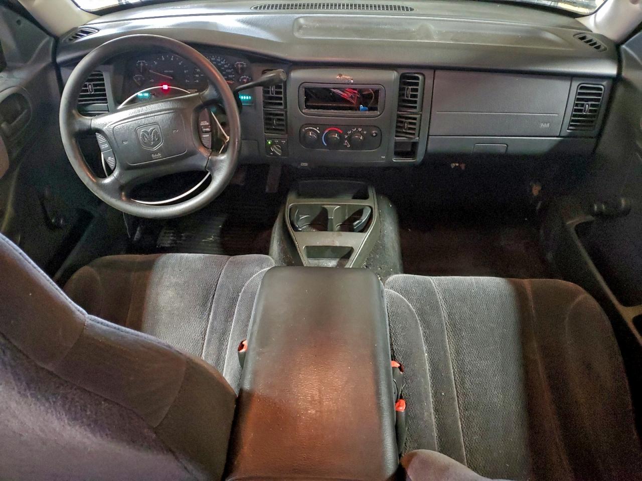 2004 DODGE DAKOTA QUAD SPORT photo 8