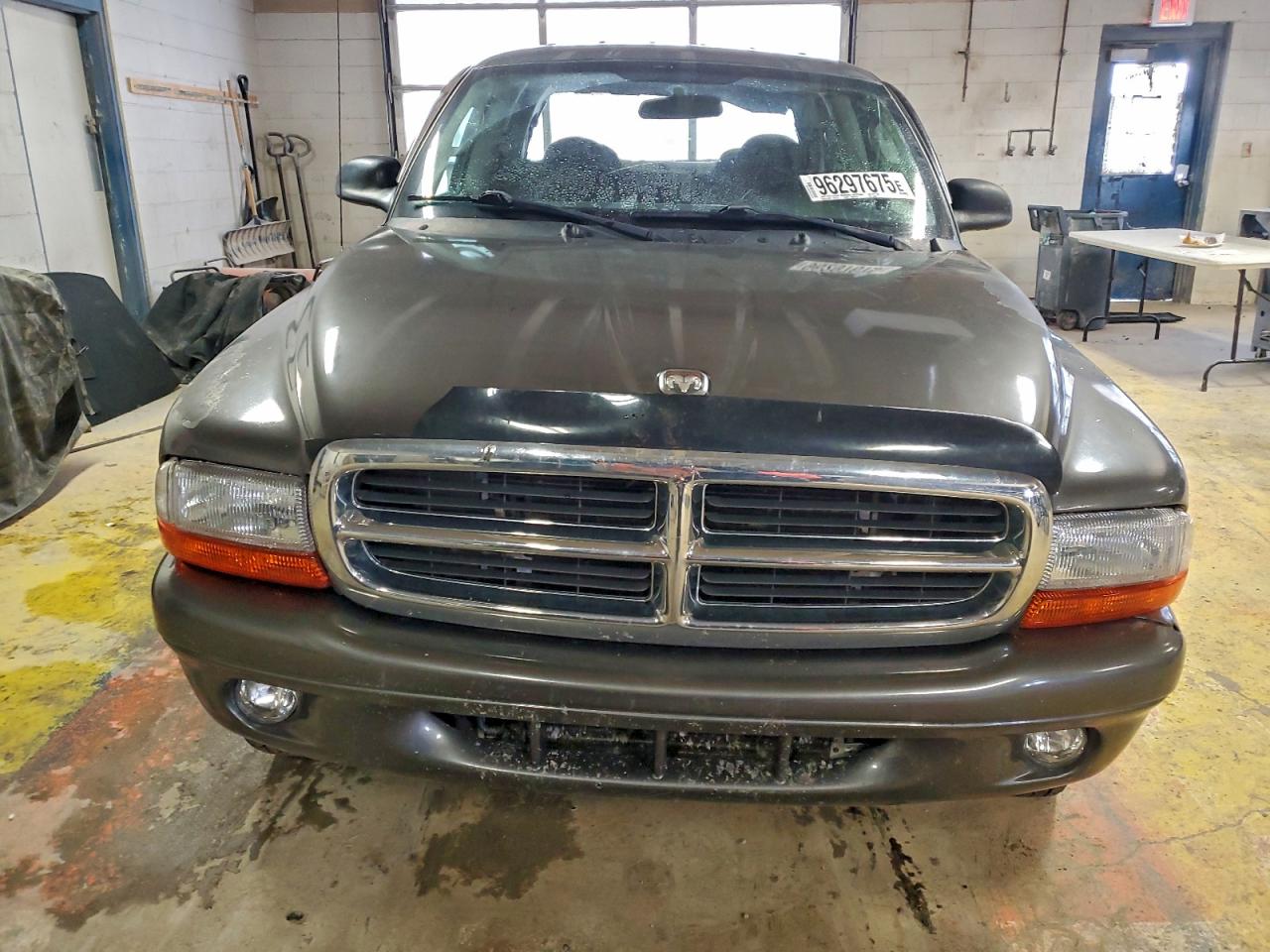2004 DODGE DAKOTA QUAD SPORT photo 5