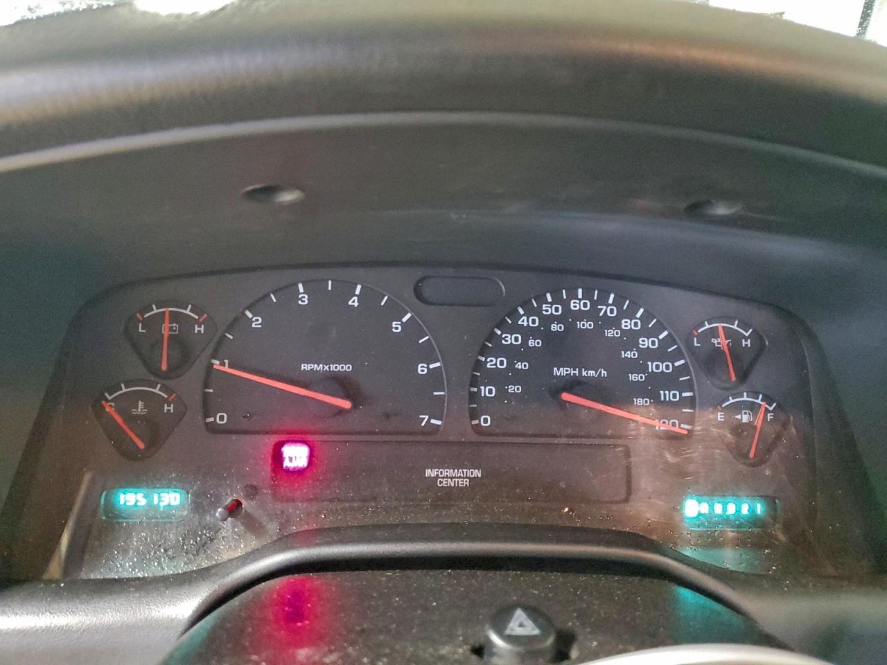 2004 DODGE DAKOTA QUAD SPORT photo 9