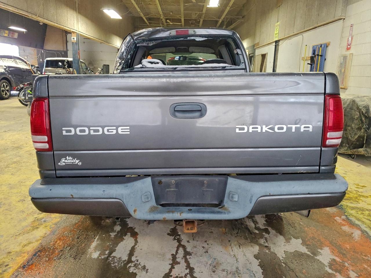 2004 DODGE DAKOTA QUAD SPORT photo 6