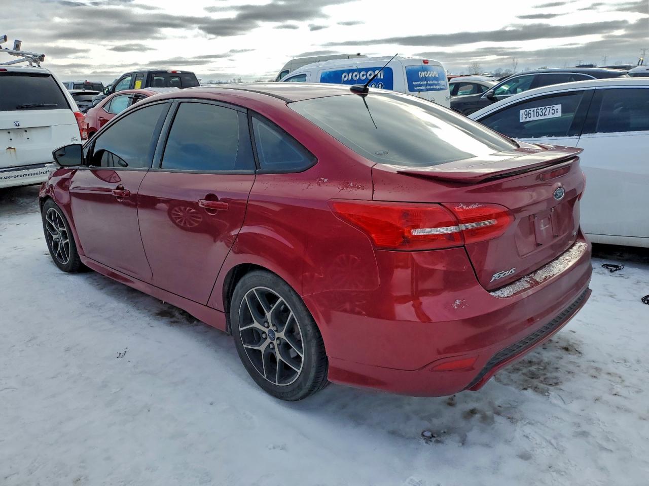 2015 FORD FOCUS SE photo 2
