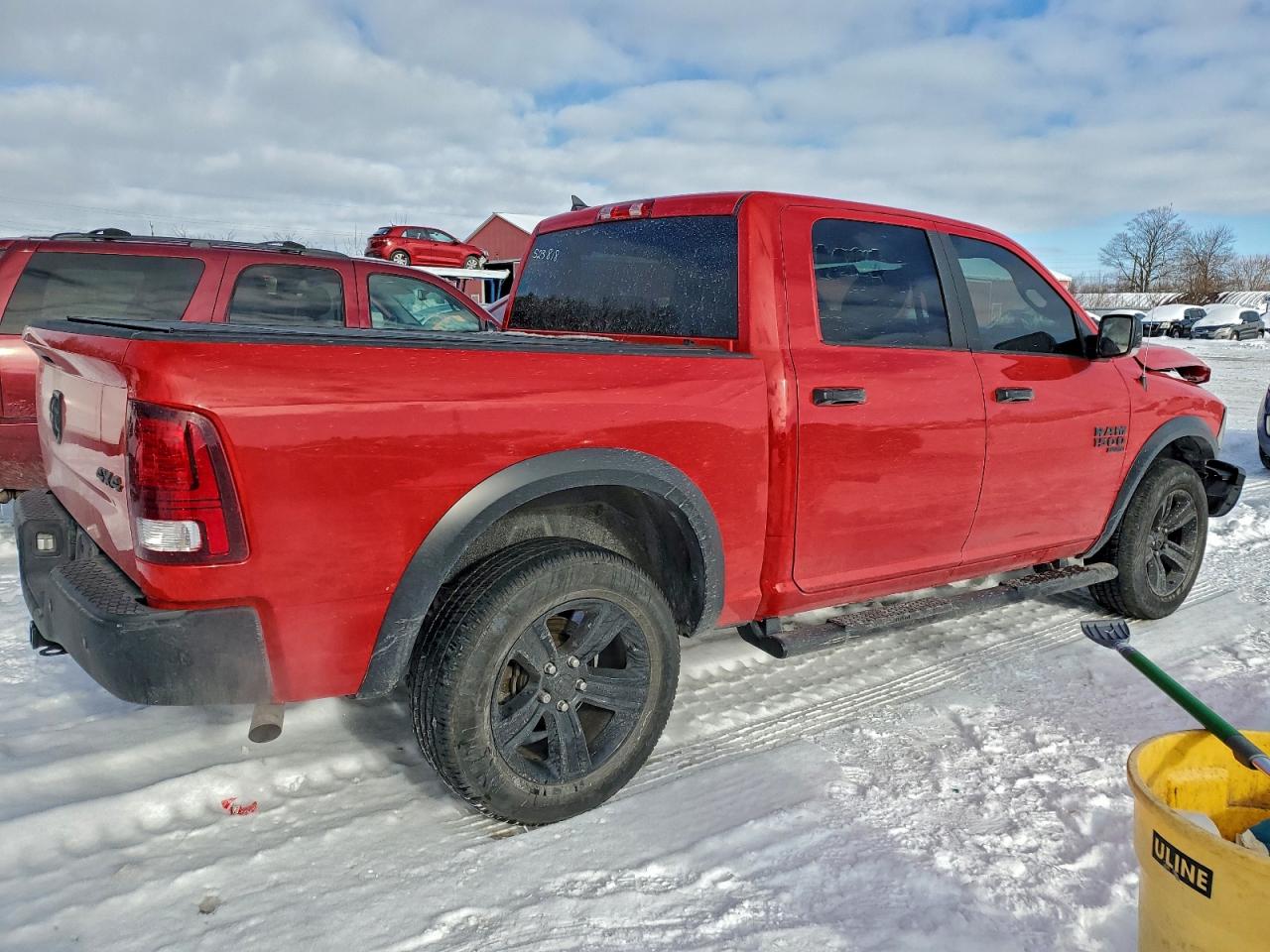2023 RAM 1500 CLASSIC SLT photo 3