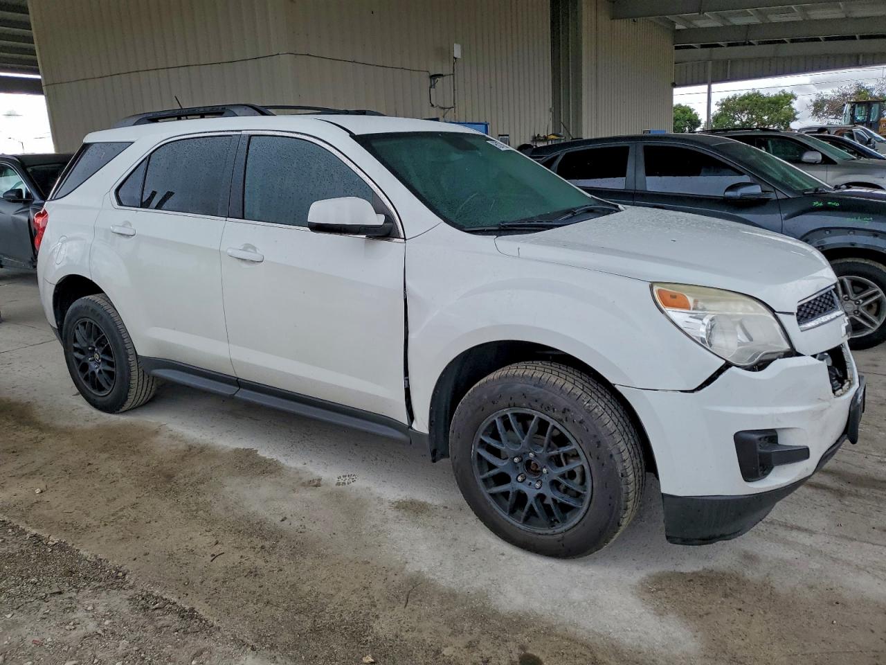 2014 CHEVROLET EQUINOX LT photo 4
