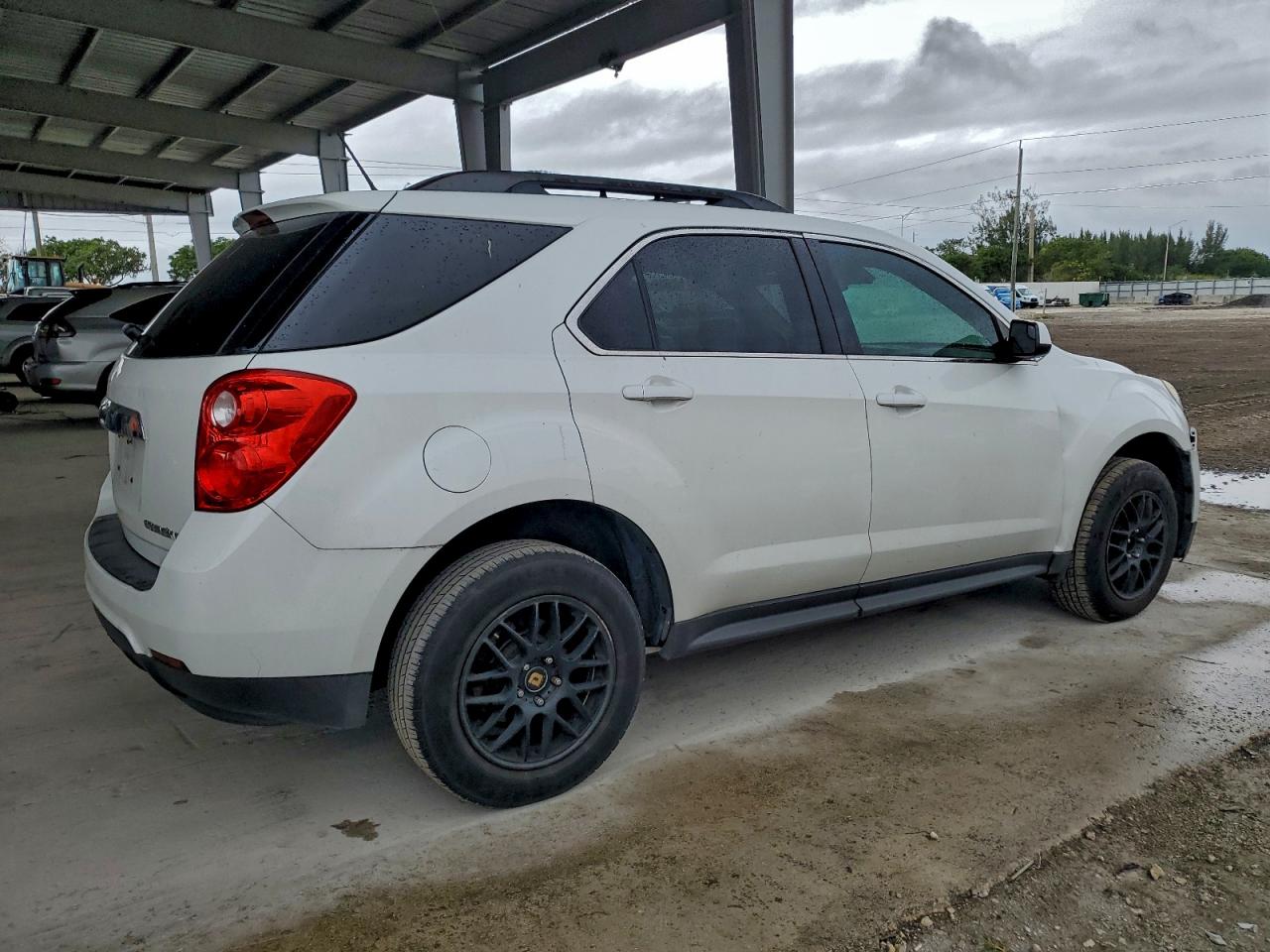 2014 CHEVROLET EQUINOX LT photo 3