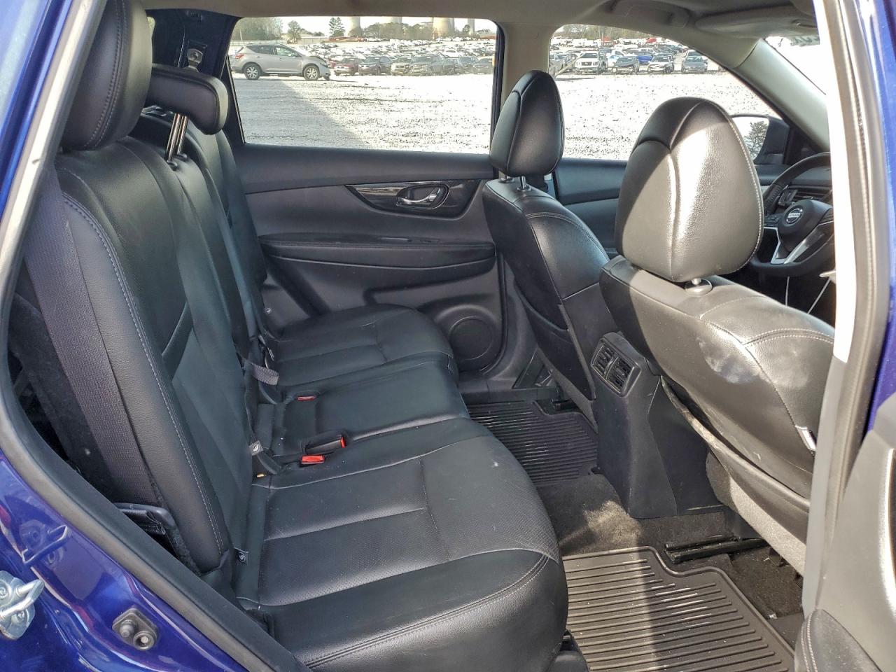 2018 NISSAN ROGUE S photo 10