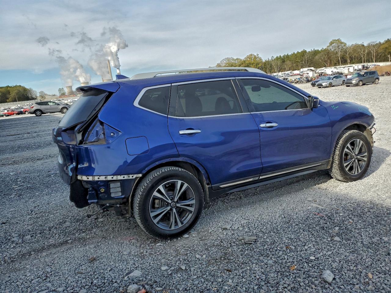 2018 NISSAN ROGUE S photo 3