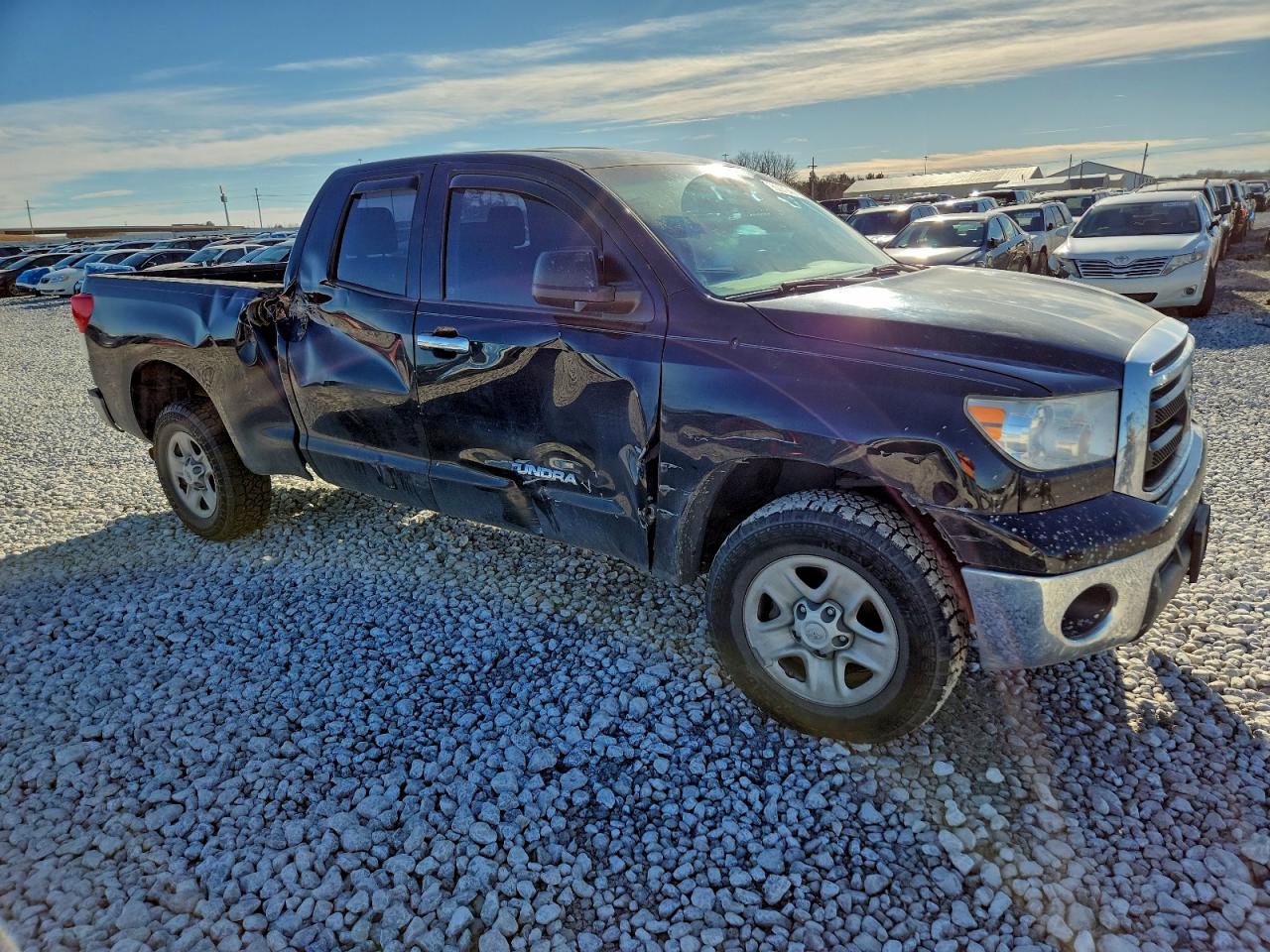 2013 TOYOTA TUNDRA DOUBLE CAB SR5 photo 4