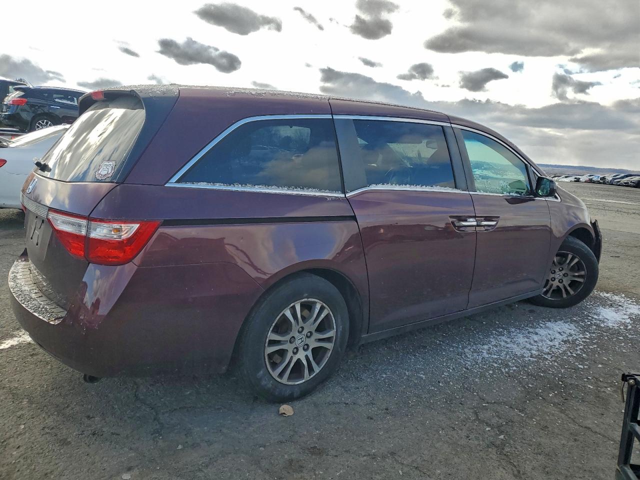 2012 HONDA ODYSSEY EXL photo 3