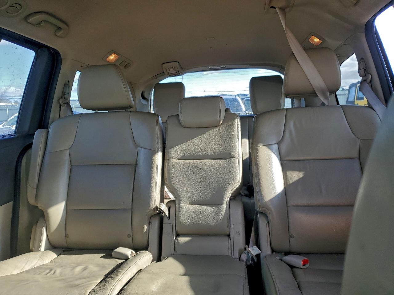 2012 HONDA ODYSSEY EXL photo 10