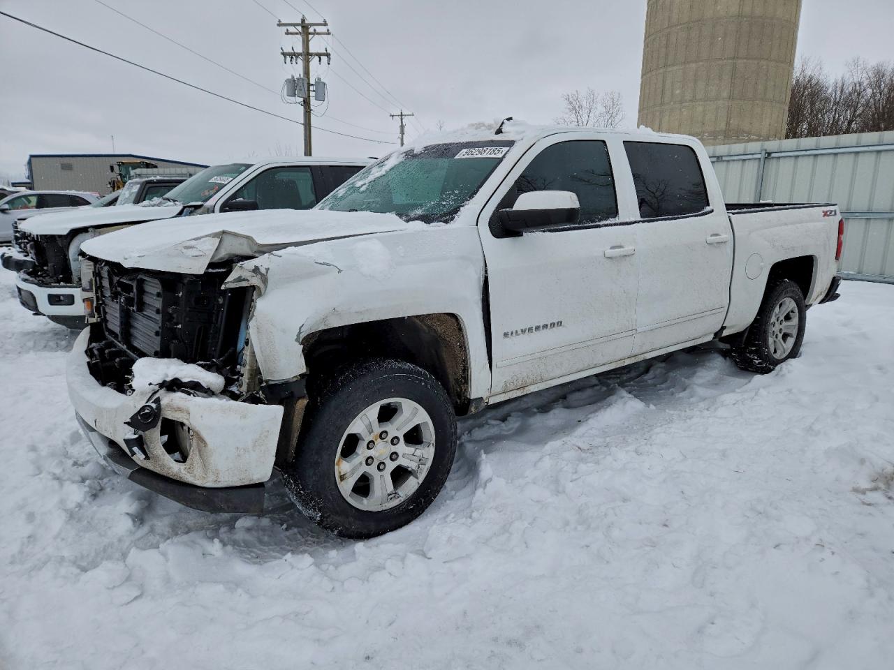 2017 CHEVROLET SILVERADO K1500 LT — FRONT END damage — photo 1