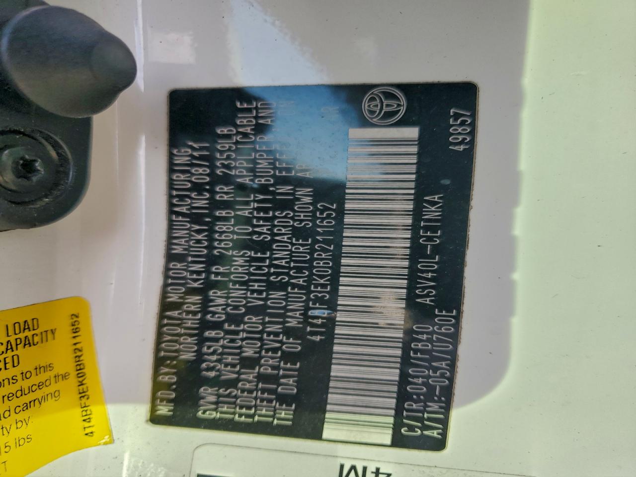 2011 TOYOTA CAMRY BASE photo 34