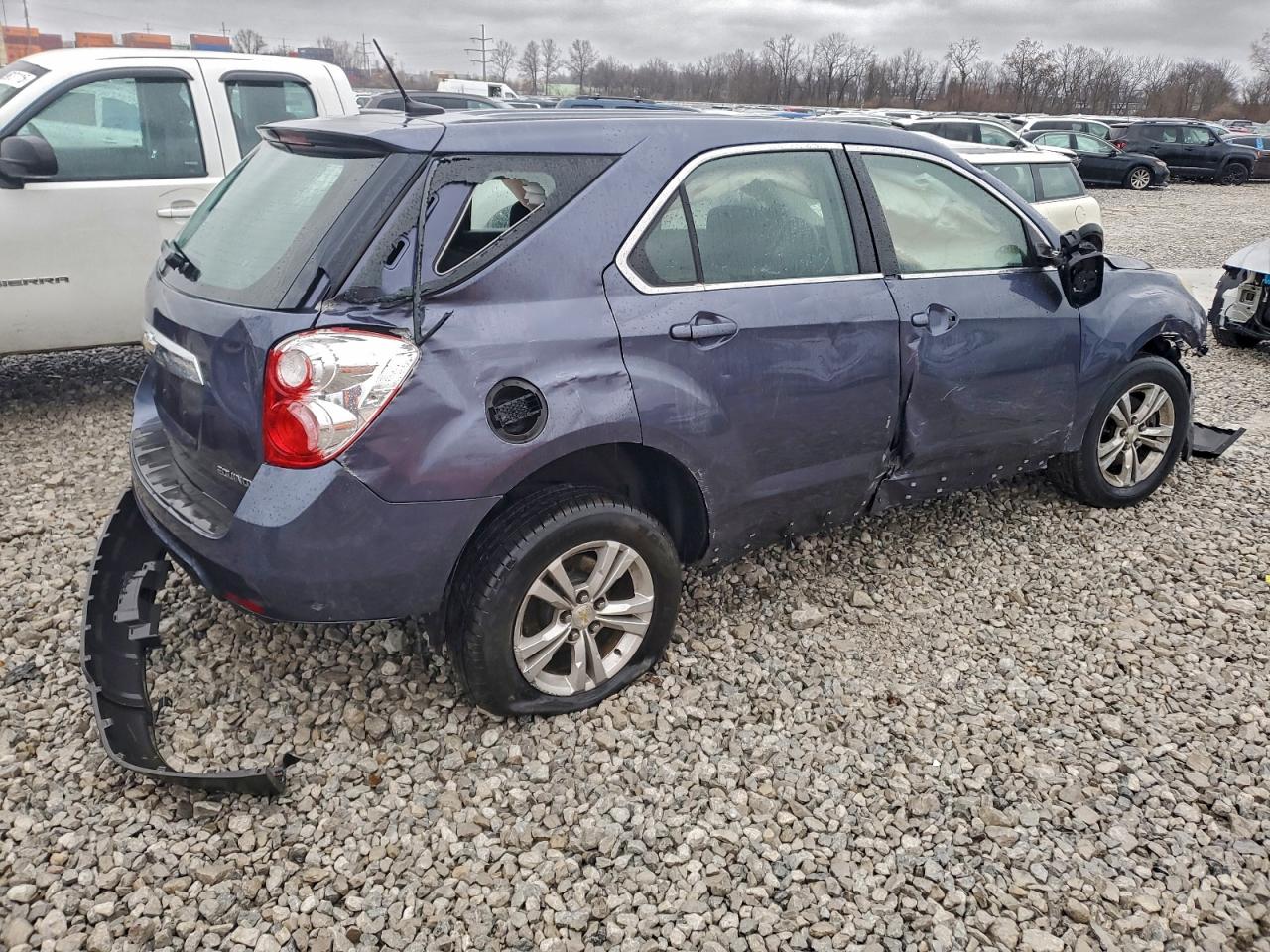 2013 CHEVROLET EQUINOX LS photo 5