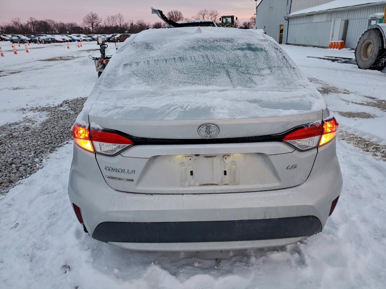 2021 TOYOTA COROLLA LE photo 6