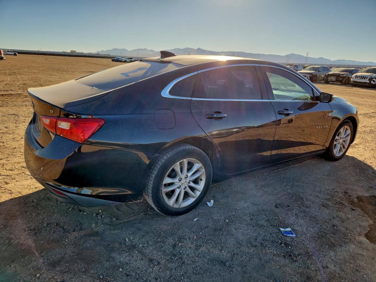 2018 CHEVROLET MALIBU LT photo 5
