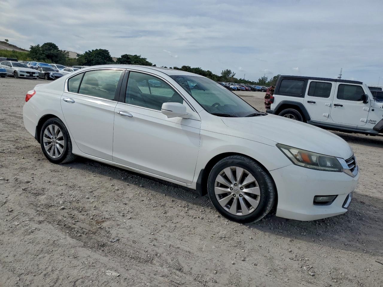 2015 HONDA ACCORD EX photo 4