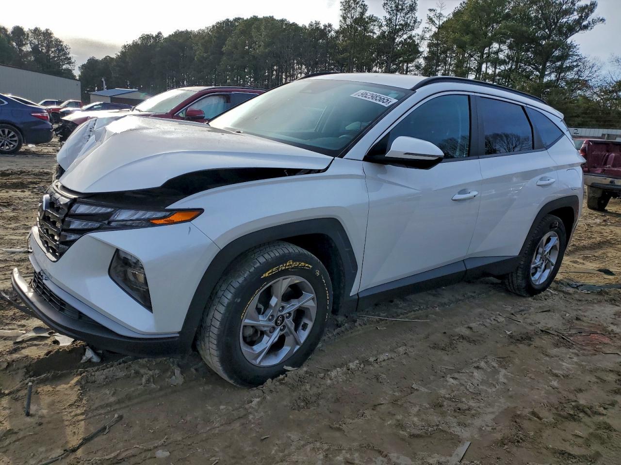 2022 HYUNDAI TUCSON