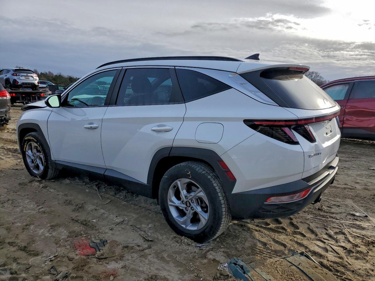 2022 HYUNDAI TUCSON SEL photo 2
