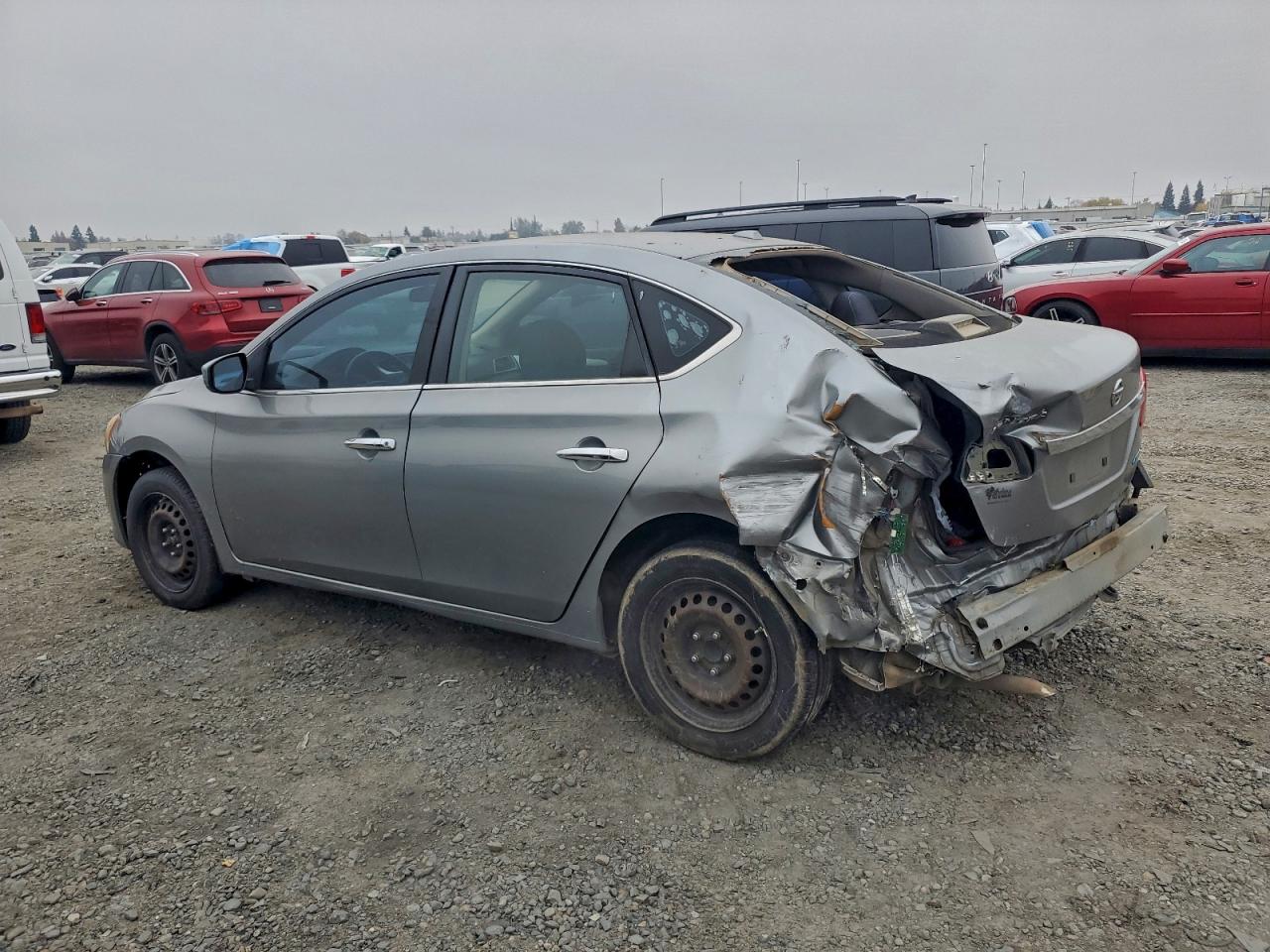 2014 NISSAN SENTRA photo 2