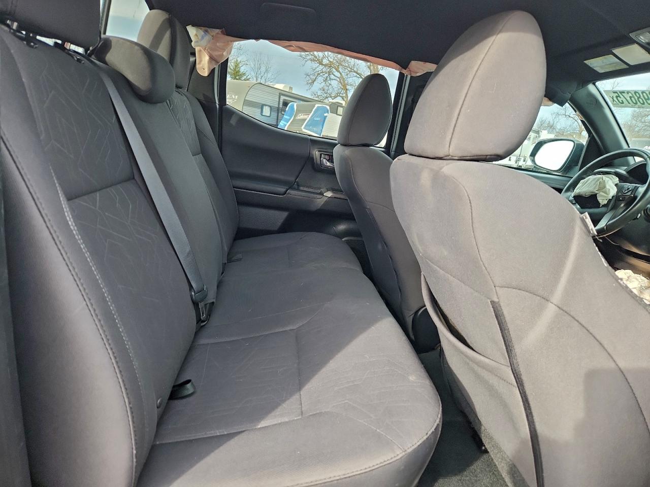 2017 TOYOTA TACOMA DOUBLE CAB photo 28