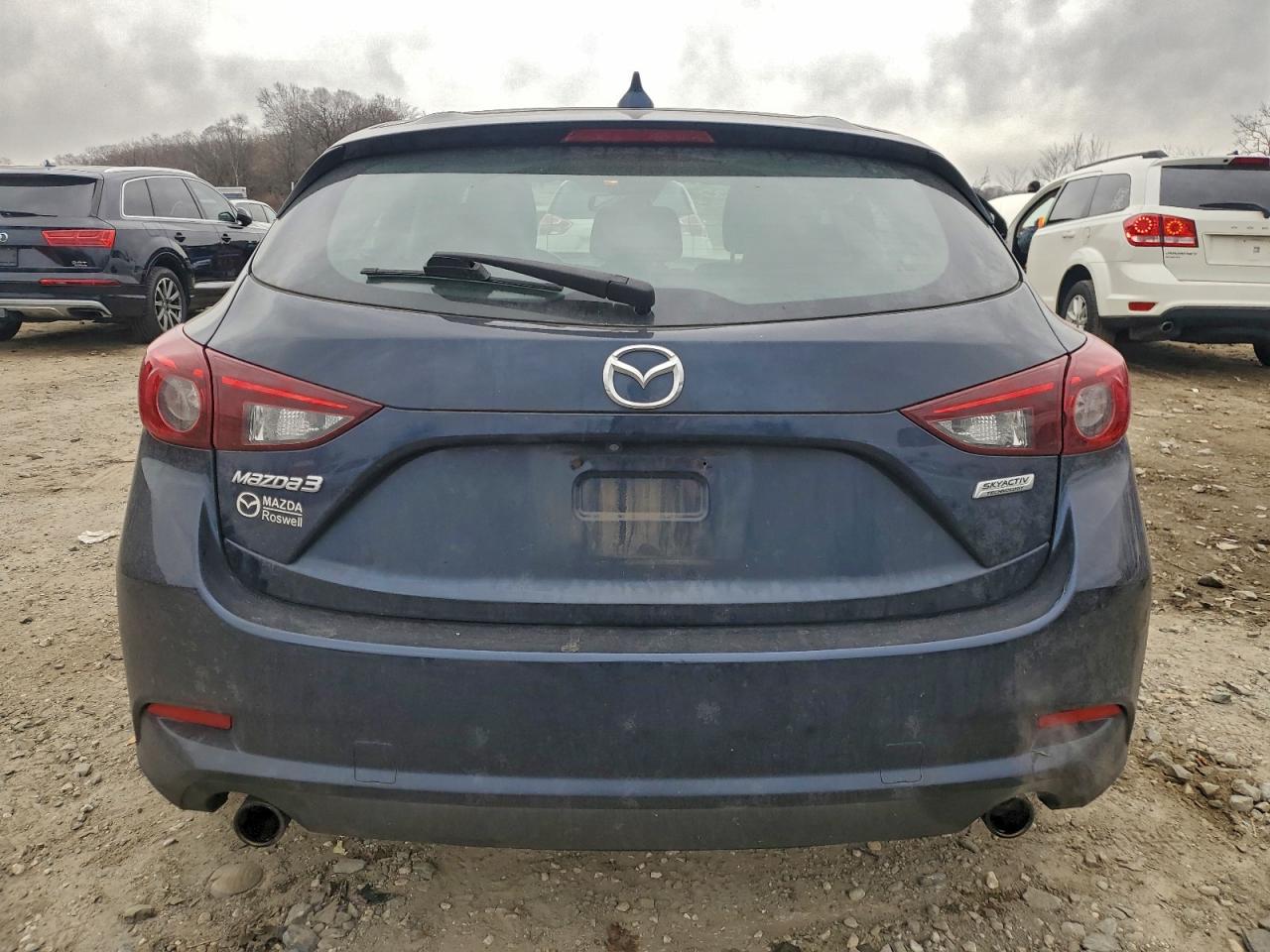 2018 MAZDA 3 TOURING photo 11