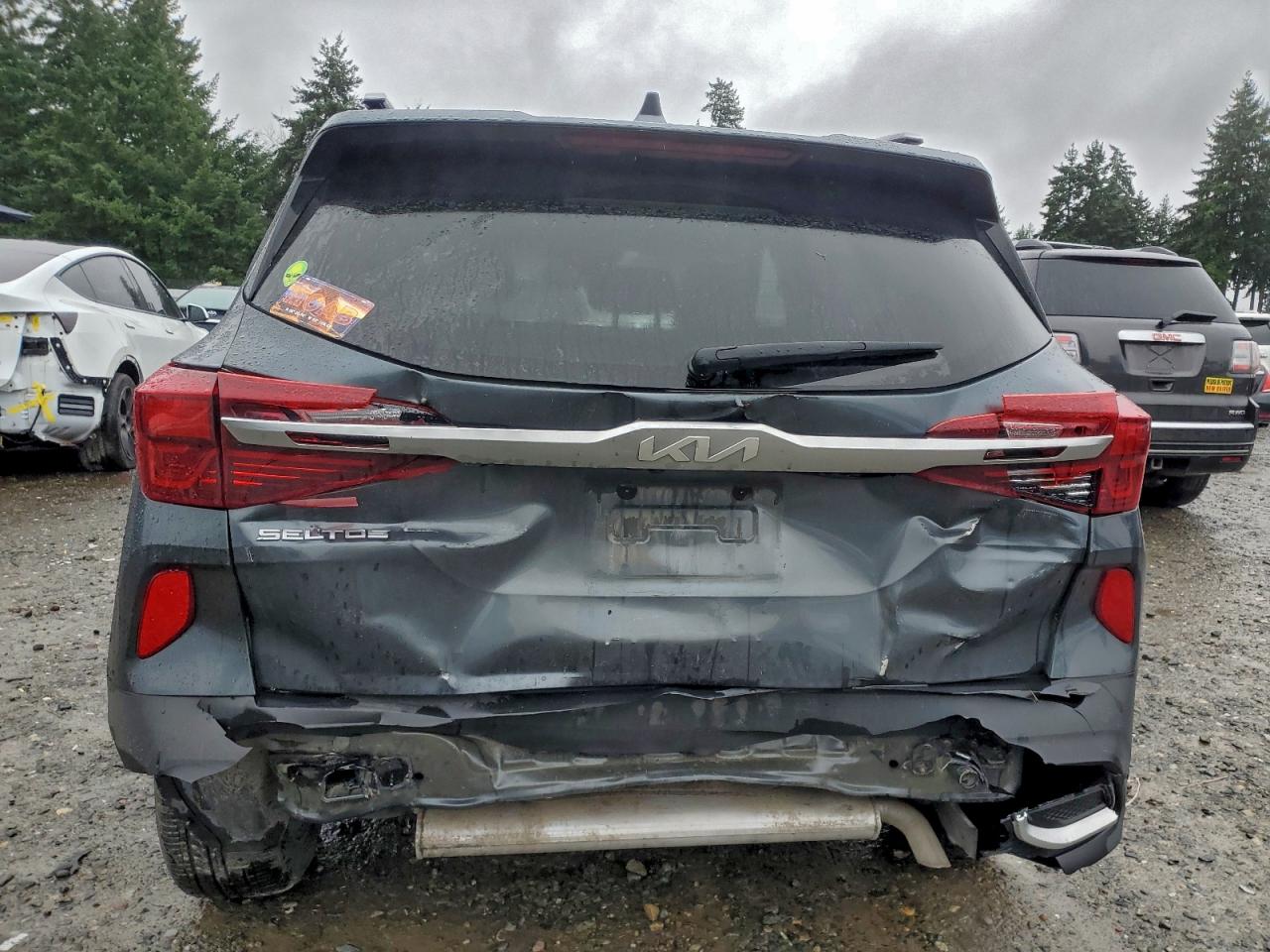 2023 KIA SELTOS EX photo 6