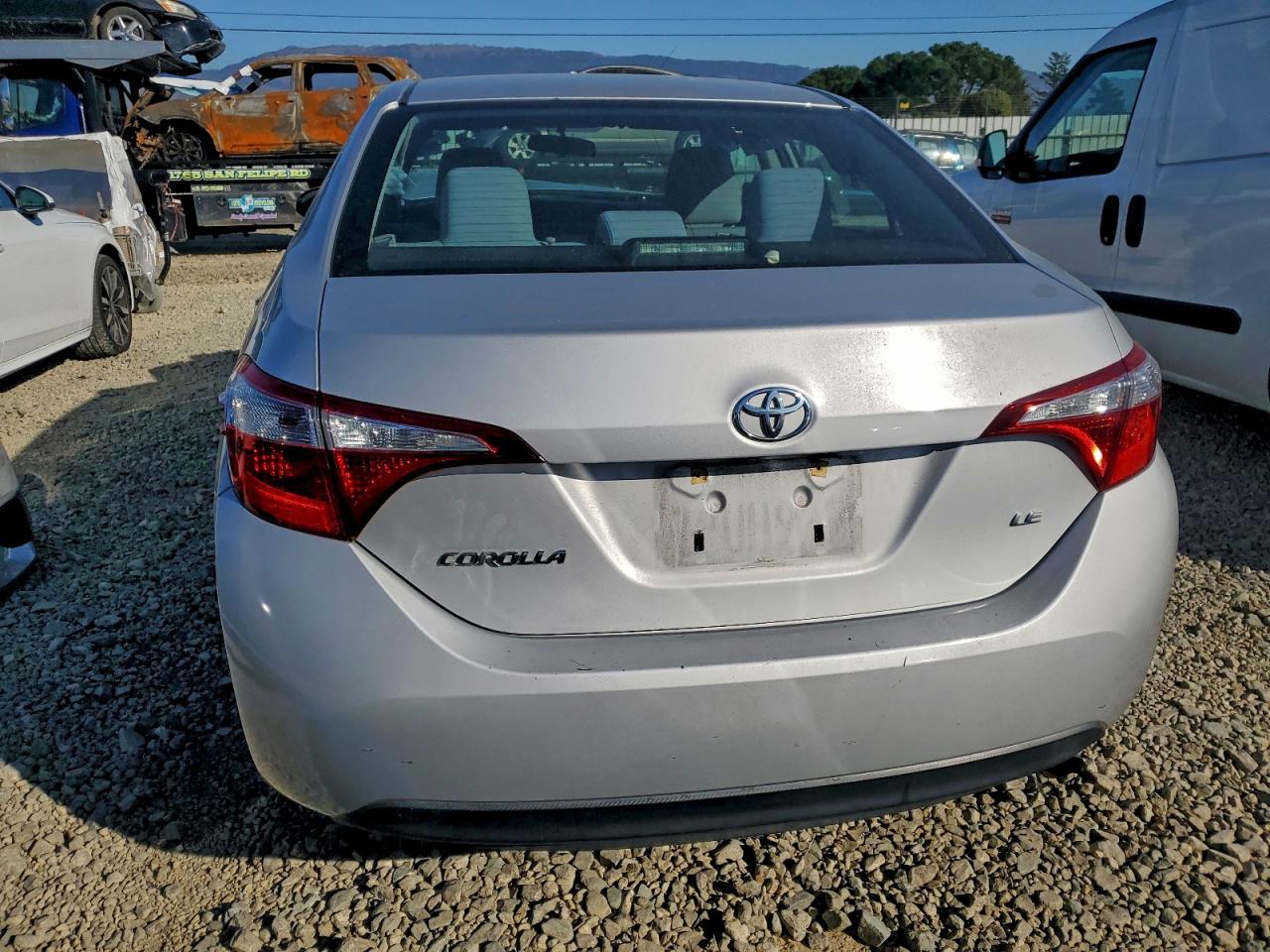 2014 TOYOTA COROLLA L photo 6