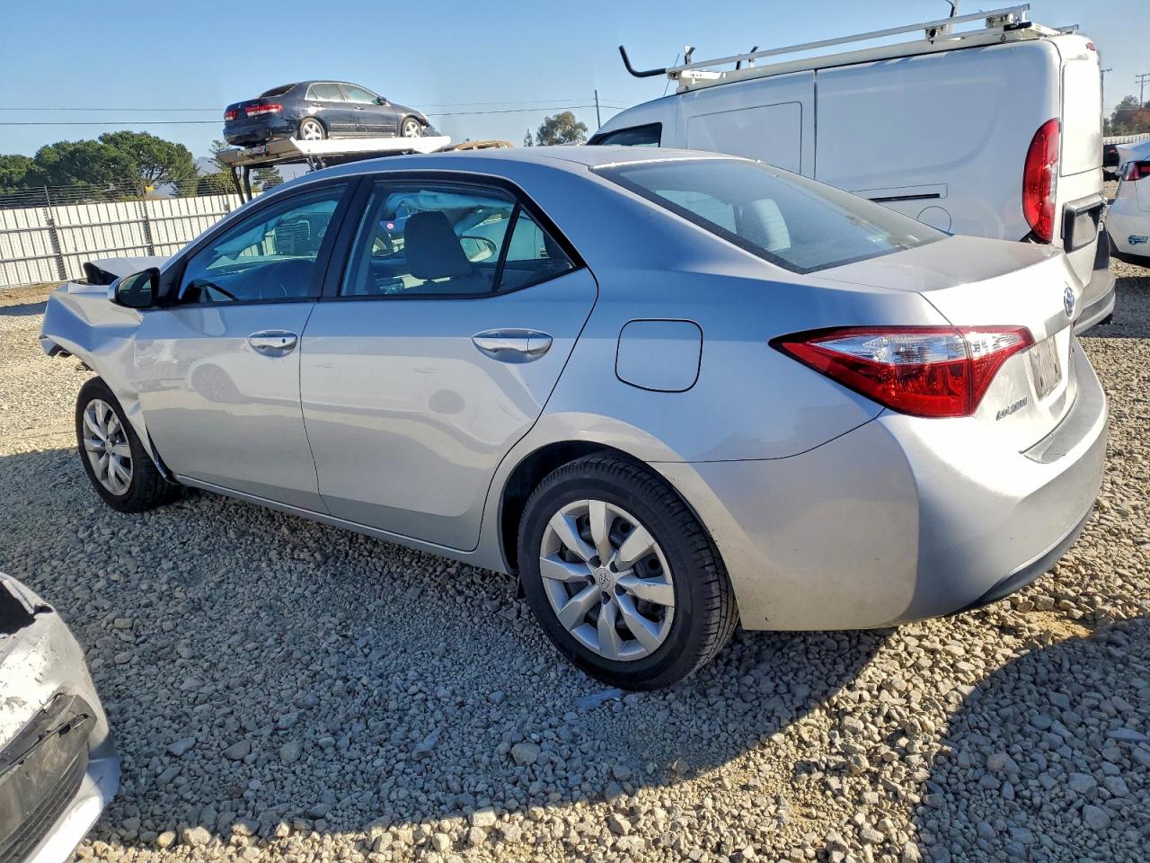 2014 TOYOTA COROLLA L photo 2