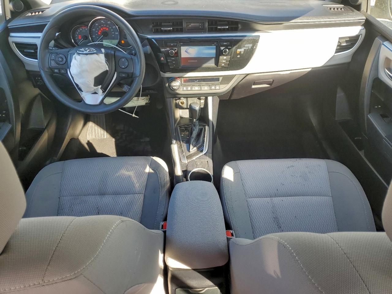 2014 TOYOTA COROLLA L photo 8