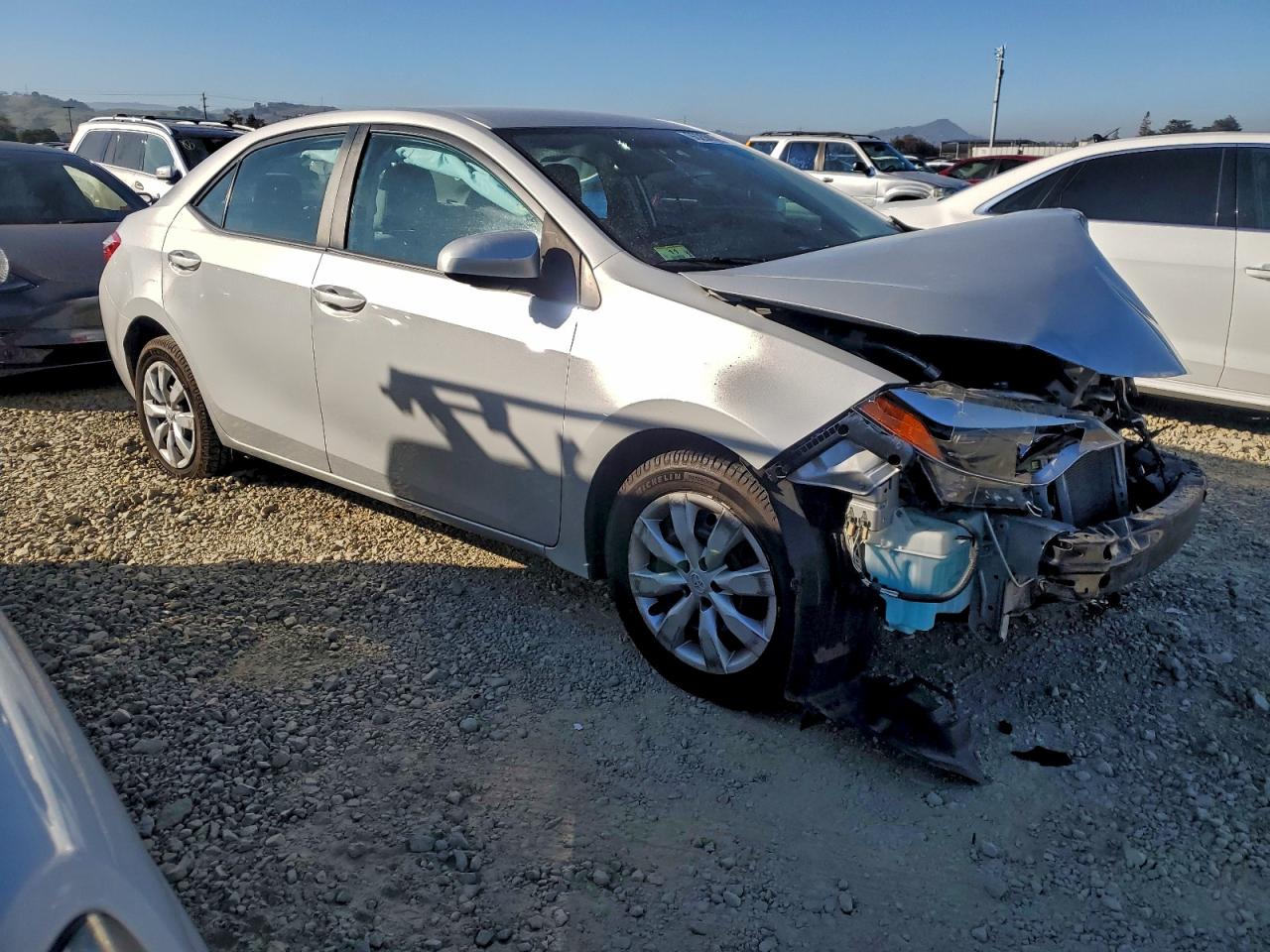 2014 TOYOTA COROLLA L photo 4