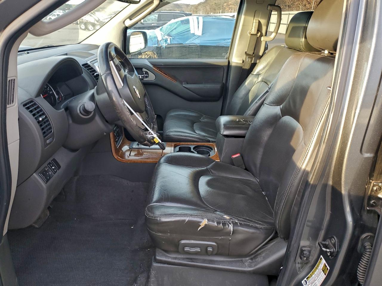 2006 NISSAN PATHFINDER LE photo 13