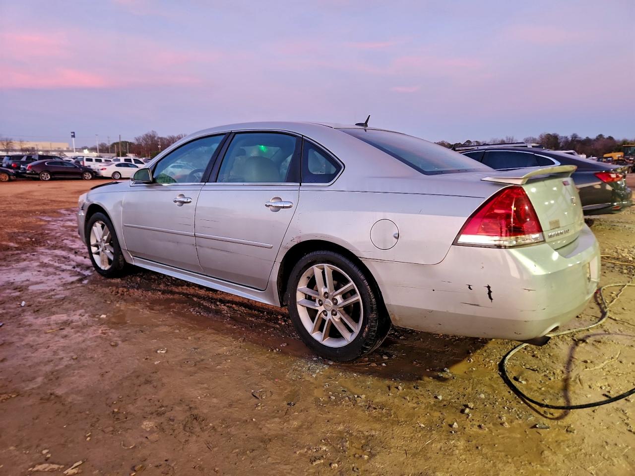 2012 CHEVROLET IMPALA LTZ photo 2