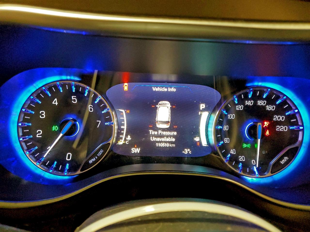 2019 CHRYSLER PACIFICA TOURING L PLUS photo 9