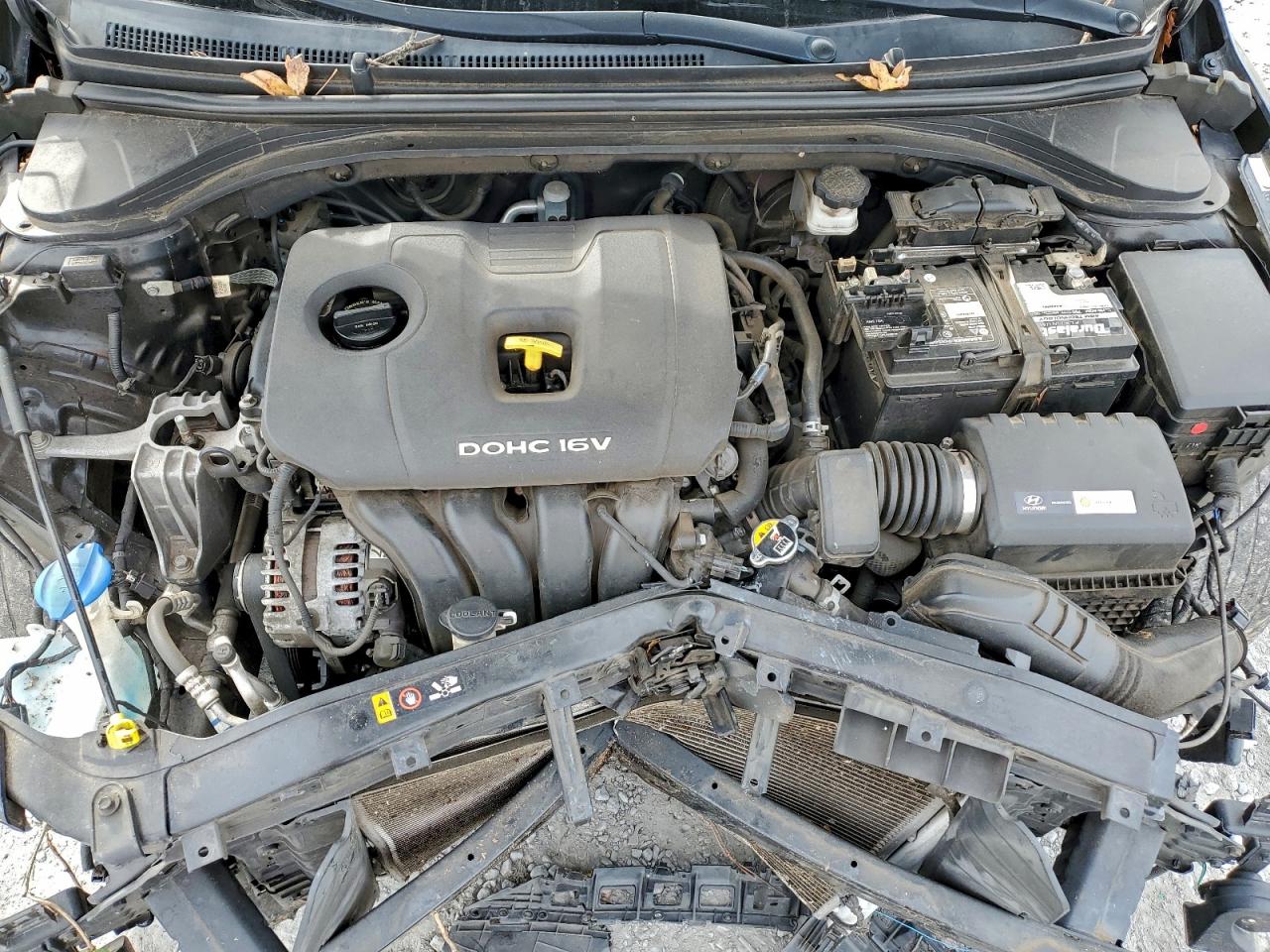 2017 HYUNDAI ELANTRA SE photo 11