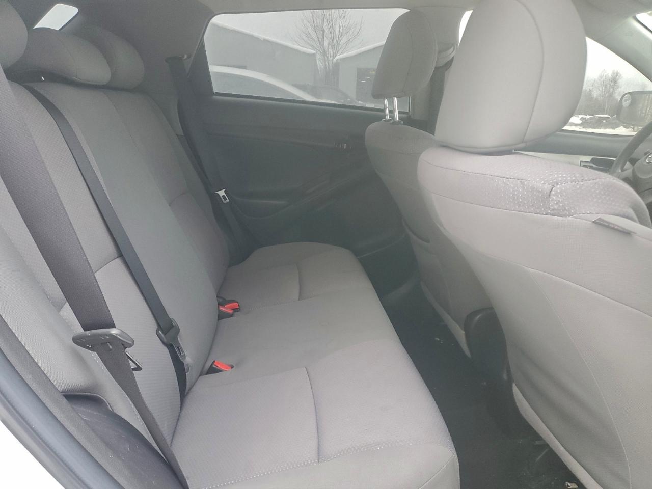 2010 TOYOTA COROLLA MATRIX photo 10