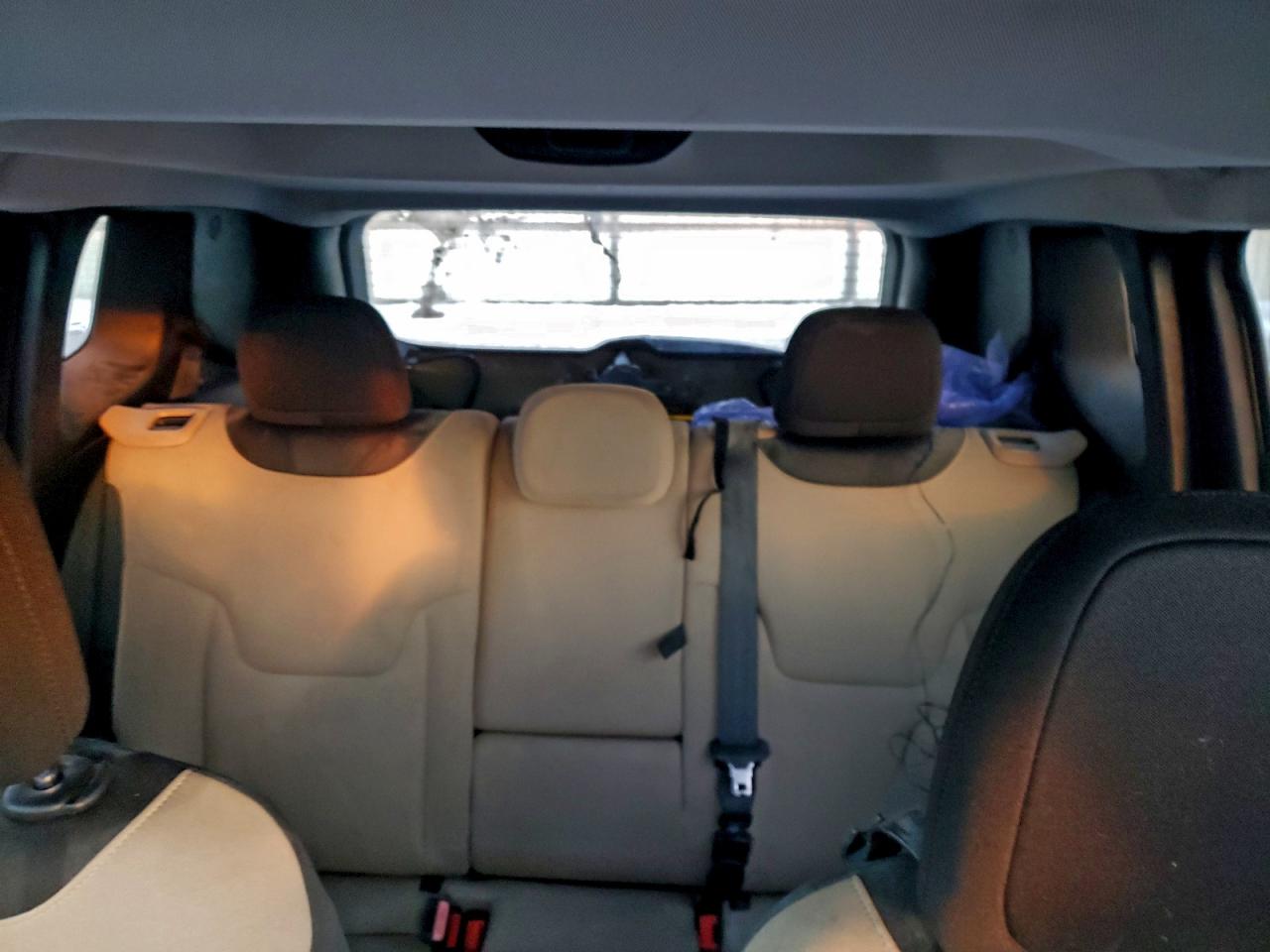 2015 JEEP RENEGADE LATITUDE photo 10