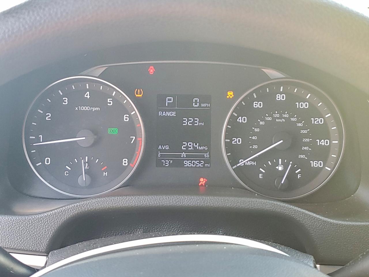2017 HYUNDAI ELANTRA SE photo 9