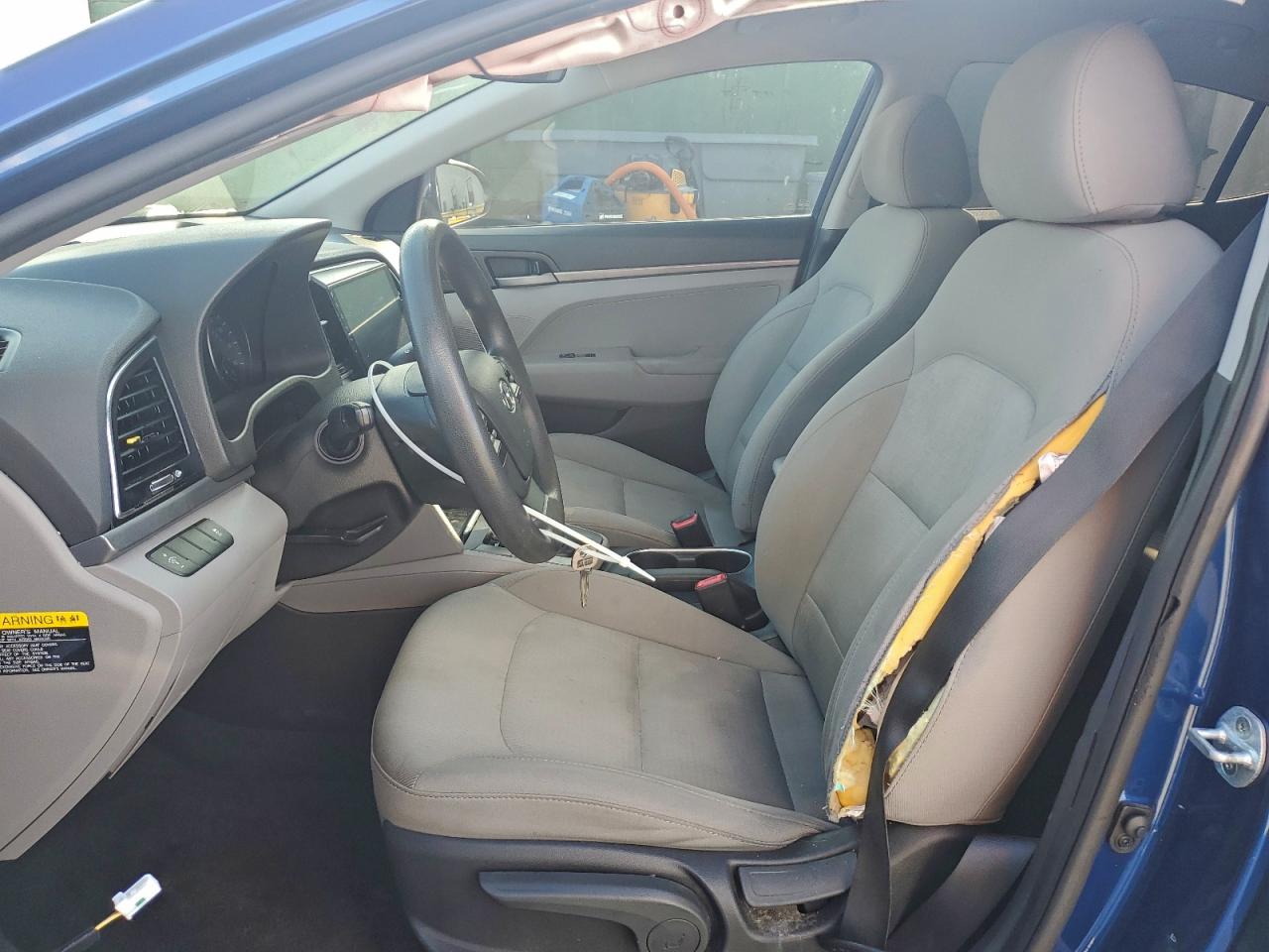 2017 HYUNDAI ELANTRA SE photo 7