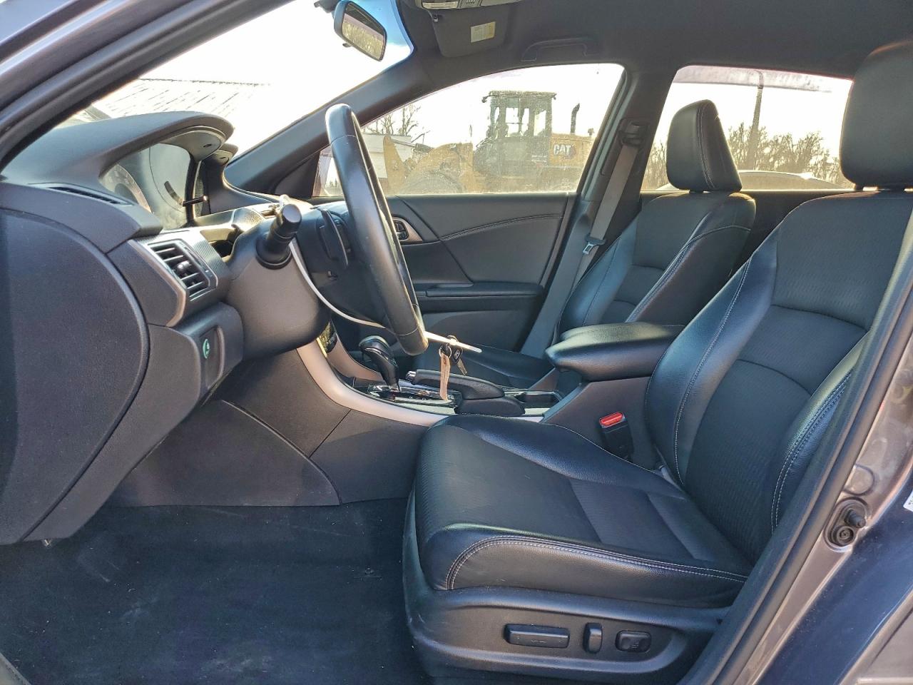 2016 HONDA ACCORD SPORT photo 13