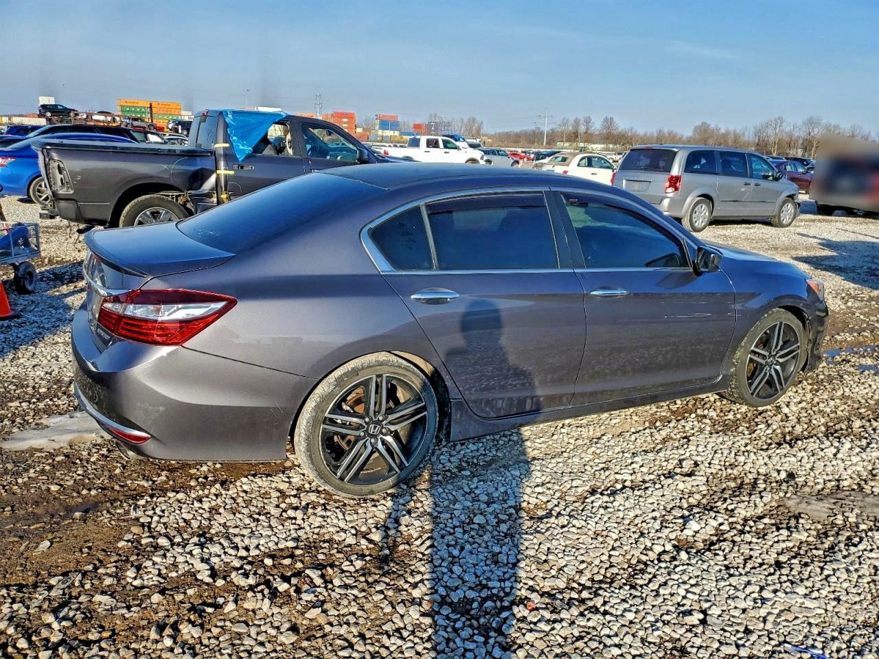 2016 HONDA ACCORD SPORT photo 5
