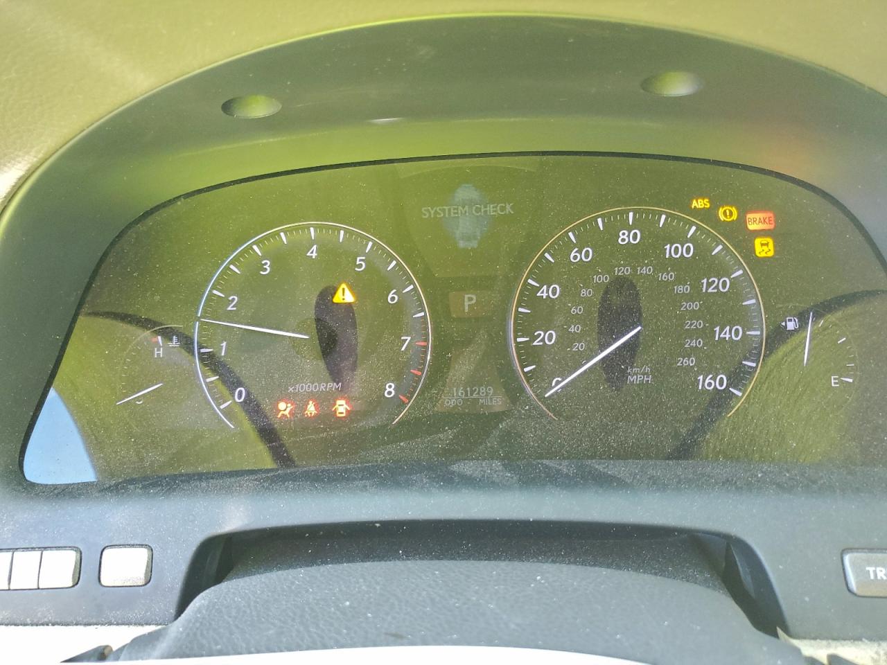 2011 LEXUS LS 460 photo 9