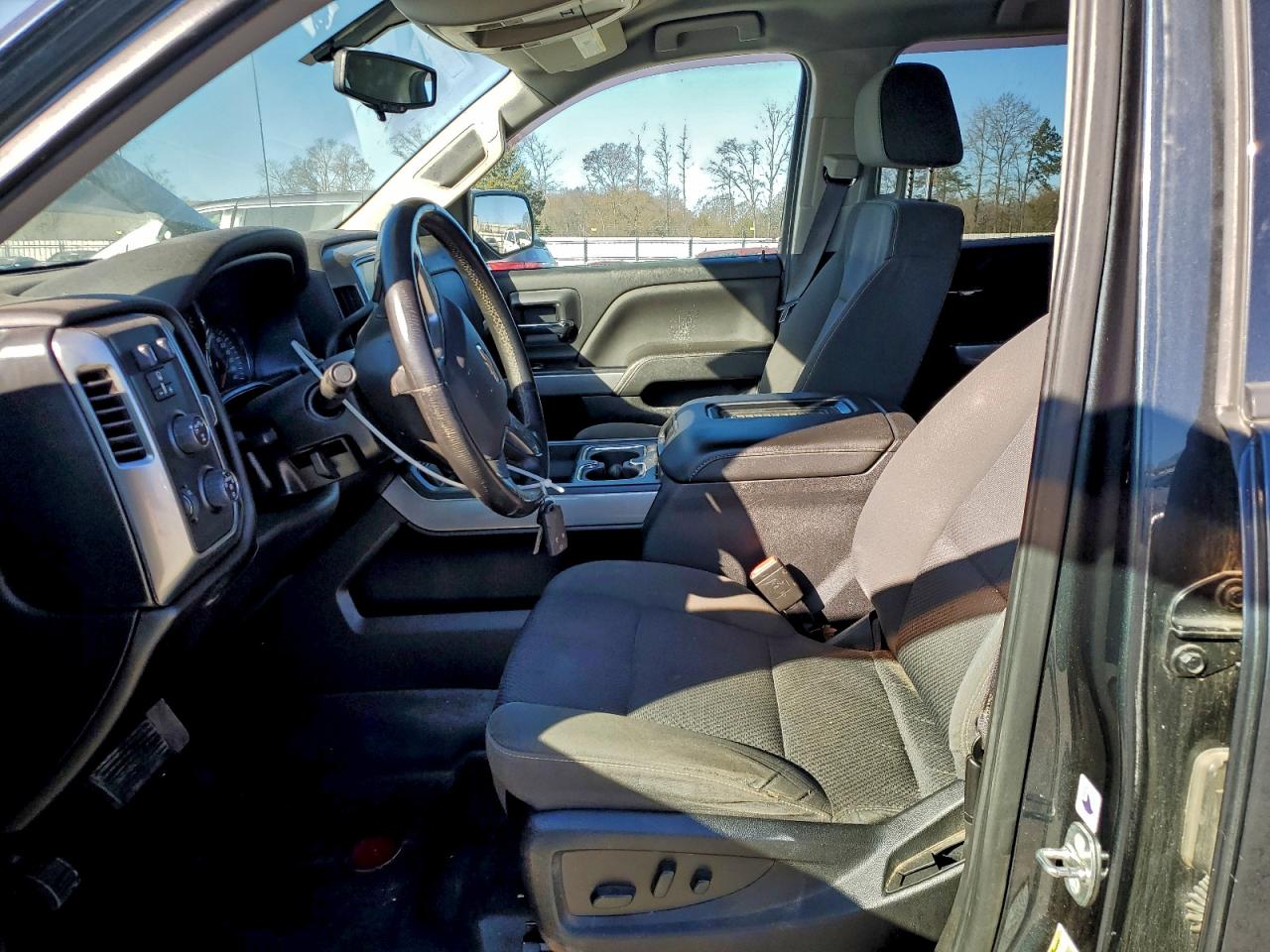 2017 CHEVROLET SILVERADO K1500 LT photo 7