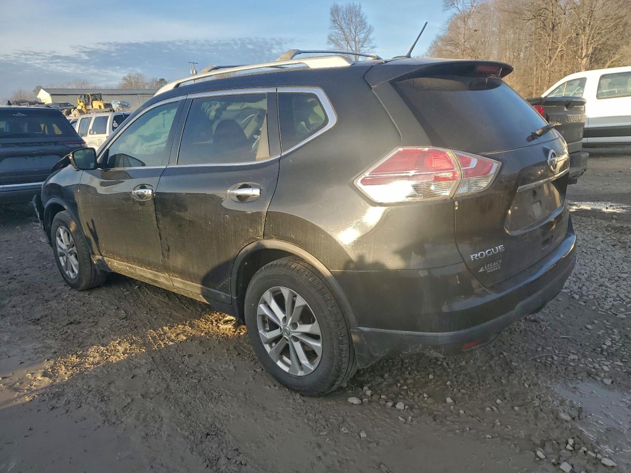 2016 NISSAN ROGUE S photo 2