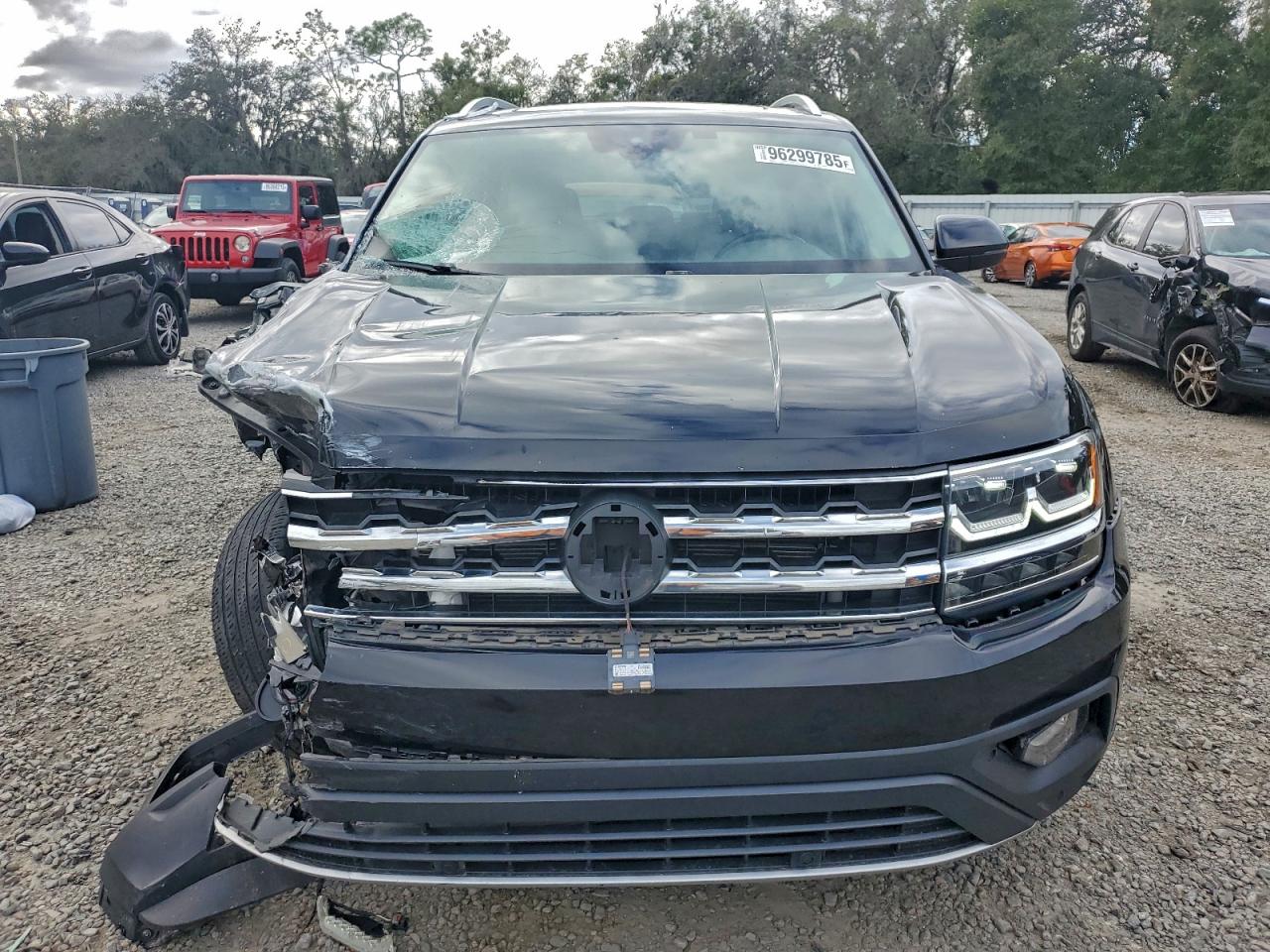 2018 VOLKSWAGEN ATLAS SEL photo 9