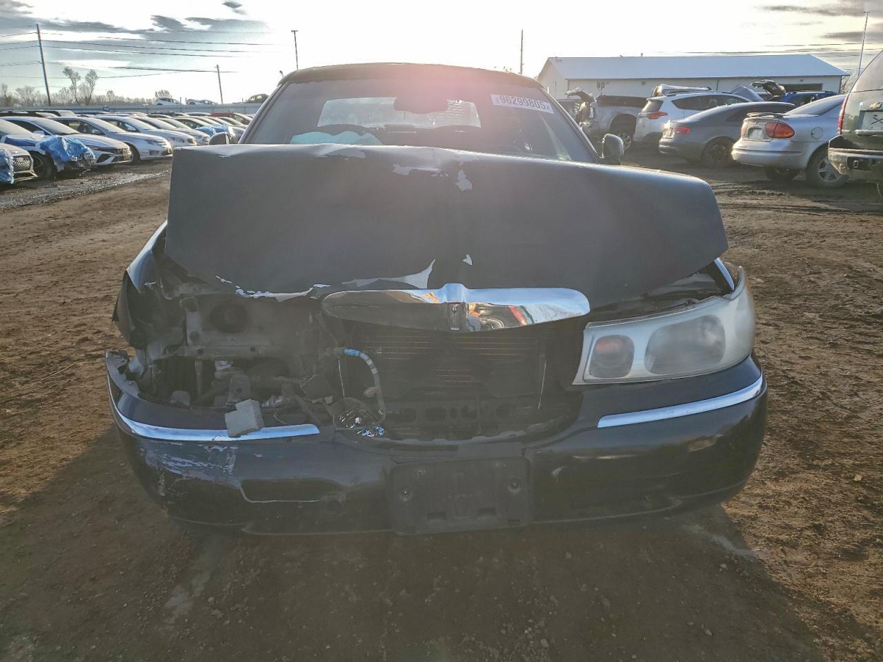 1998 LINCOLN TOWN CAR EXECUTIVE photo 9