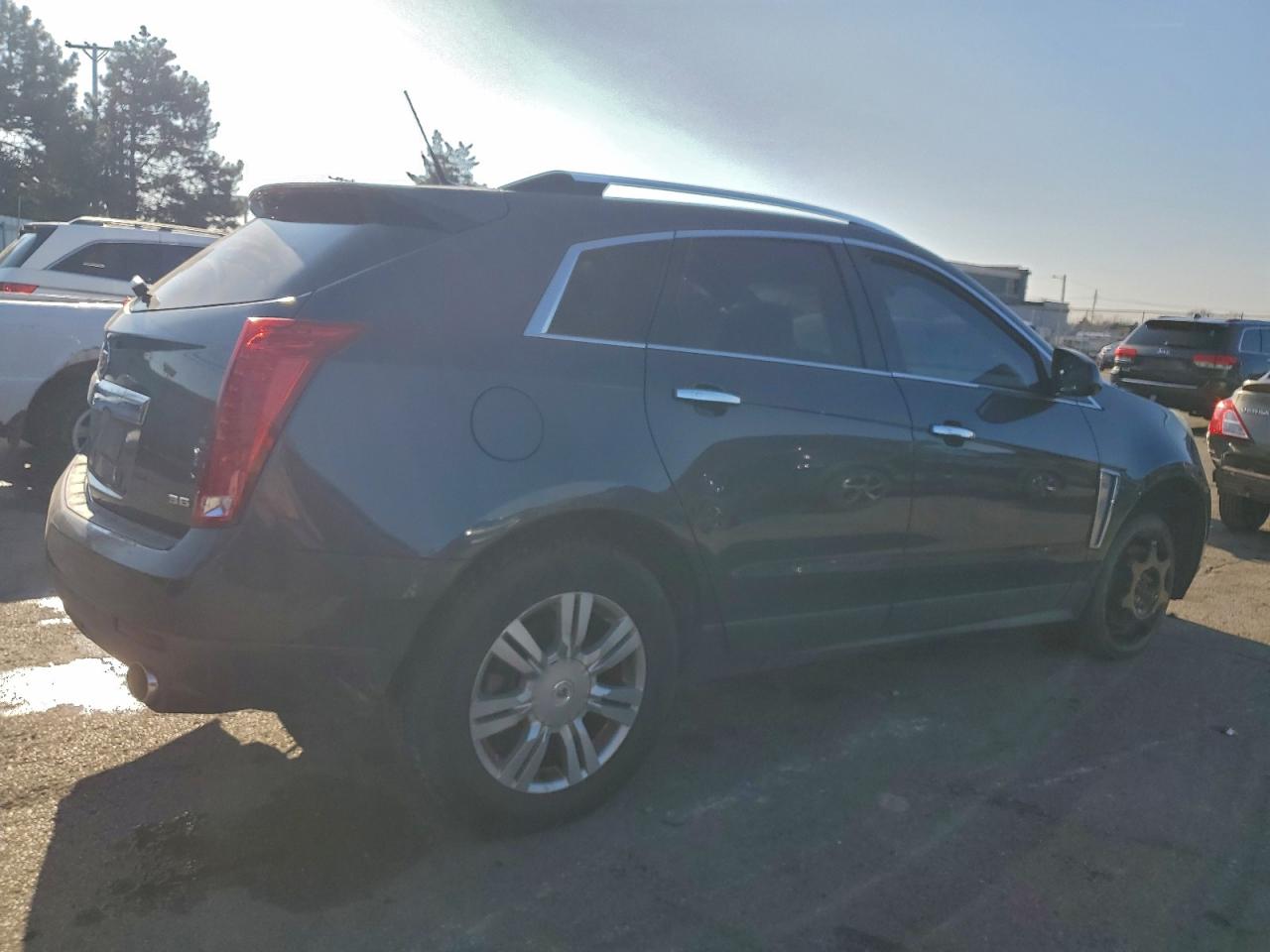 2013 CADILLAC SRX LUXURY COLLECTION photo 3